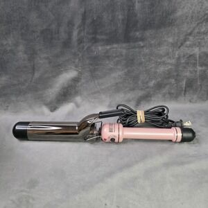 Hot Tools Professional Curling Iron Wand 1 1/2" Titanium Barrel Pink HPK46